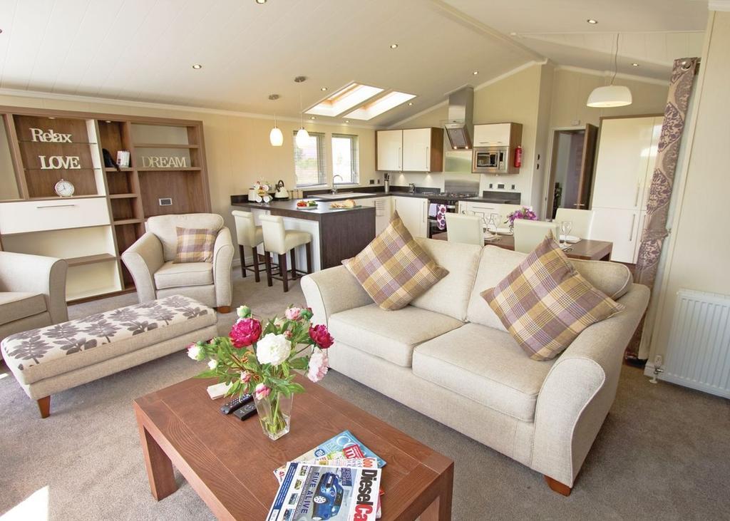 The Springs Lakeside Holiday Park Fladbury Ruang foto